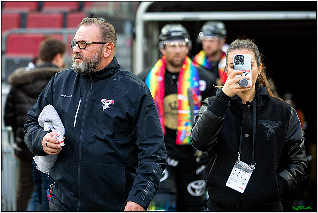 PENNY DEL; Koelner Haie- Augsburger Panther; Koeln, 08.01.2023